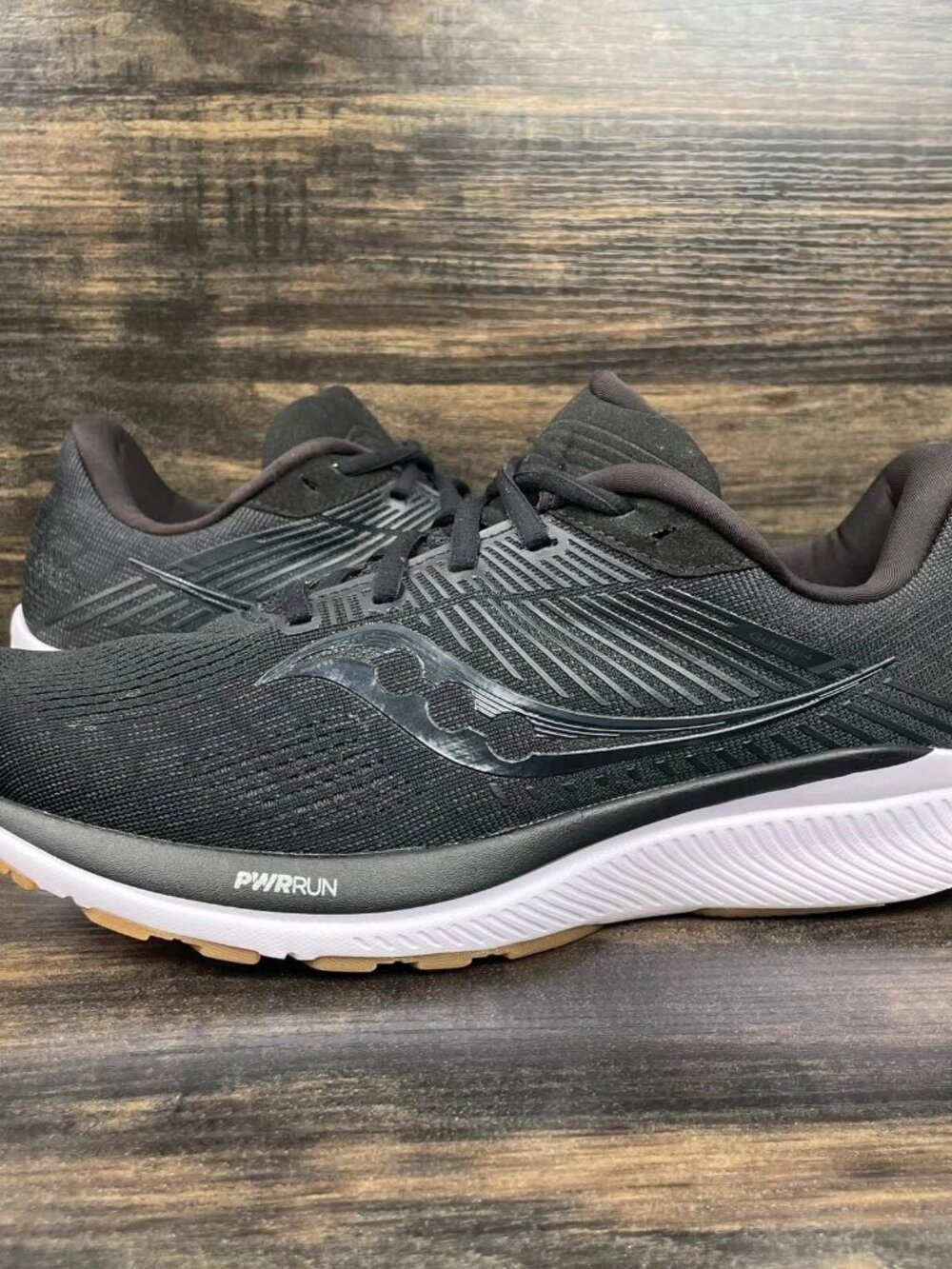 Saucony Guide 14 Black Running Sneakers Women's Size 10.5 S10654-12